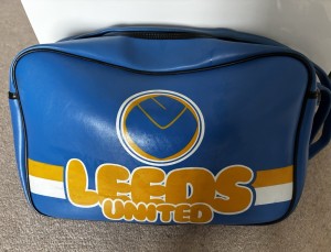 Leeds United Retro Blue Holdall Shoulder Bag - Football Club Carry Bag for sale on Ebay