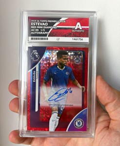 Topps 2025-26 Premier League Estêvão Chelsea Red Mini Diamond Auto RC 1/5 AC-ES for sale on Ebay