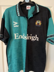 Burnley Third Shirt 1993-95. Mitre Size 46-48. PLEASE READ DESCRIPTION for sale on Ebay