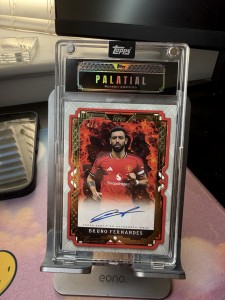 Topps Palatial Manchester United - Bruno Fernandes Deluxe Devil On Card Auto /5 for sale on Ebay