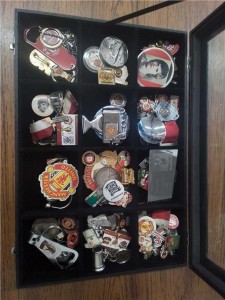 Manchester United badge and box set for sale on Ebay