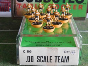 70's VINTAGE SUBBUTEO - CLASSIC ORIGINAL HEAVYWEIGHT  TEAM  PARIS FC #188 - RARE for sale on Ebay