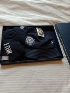 Leeds United 2026/27 Membership Pack BNIB Navy Bucket Hat, Socks & Pin Badge for sale on Ebay