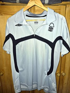 Umbro Nottingham Forest Training Shirt Grey Short Sleeve Adult Size L for sale on Ebay