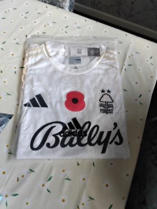NOTTINGHAM FOREST  25/26 AWAY SHIRT POPPY EDITION BNWT XL for sale on Ebay