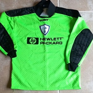 PONY Tottenham Hotspur Goalkeeper Shirt Green Long Sleeve Adults Size M for sale on Ebay