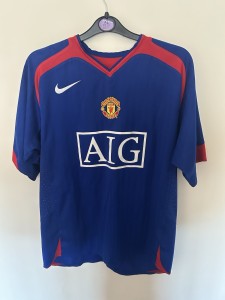 Manchester United 2006/07 Third Shirt. AIG VERSION for sale on Ebay