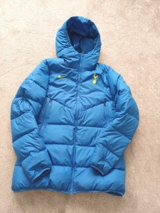 Tottenham Spurs Shirt Thermal coat jacket womans Large BNWT Nike  for sale on Ebay