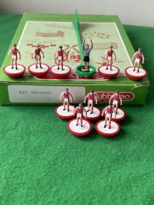 SUBBUTEO LIGHTWEIGHT TEAM REF.683 ARSENAL (IN LABELLED BOX.2 DAMAGED PLAYERS.) for sale on Ebay