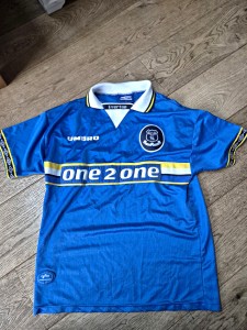 Umbro Everton Home Shirt Blue Size M Short Sleeve One 2 One Sponsor for sale on Ebay