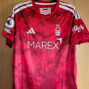 adidas Nottingham Forest Home Shirt Large Red Short Sleeve Adults BNWT for sale on Ebay