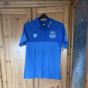 Umbro Everton Training Polo Shirt Blue Short Sleeve Adult Size medium for sale on Ebay