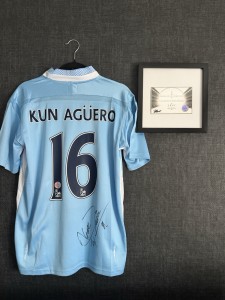 Kun Agüero Signed Manchester City Football Shirt - Private Signings COA for sale on Ebay