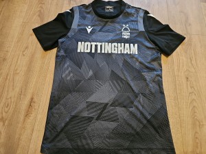nottingham forest shirt Size L for sale on Ebay