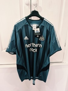 Vintage Newcastle United 2005/2006 Away Shirt - Adidas - Size L for sale on Ebay