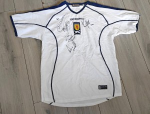 Diadora Scotland Away Football Shirt XL White Short Sleeve Signed Autographs for sale on Ebay