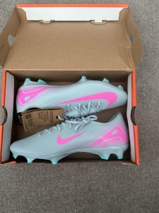 Nike Zoom Vapor 16 Academy FG/MG Size 9 Football Boots Uk Size 8.5 (BNWT) - Box for sale on Ebay