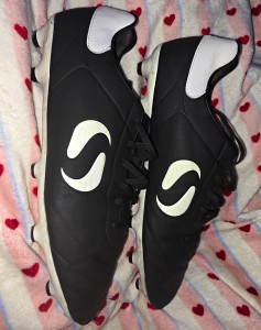 Sondico Strike FG 00 Football Boots Black/White, Mens UK 14 Moulded Studs for sale on Ebay