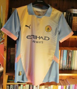 ~*BNWoT ~ Manchester City ‘Definitely City’ Shirt ~  2024/25 ~ Oasis ~ size S*~ for sale on Ebay