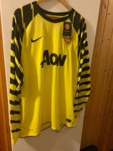 genuine Nike Manchester United 2010 - 11 goalkeeper shirt for sale on Ebay