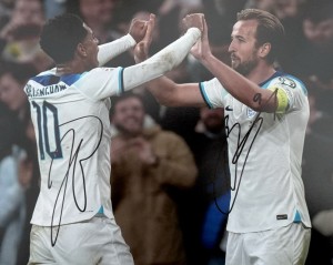 GENUINE HARRY KANE & JUDE BELLINGHAM SIGNED 10x8 ENGLAND PHOTO, BID, COA (AD) for sale on Ebay