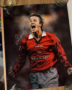 David Beckham Signed Manchester United 'Roar' Photo for sale on Ebay