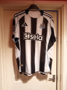 Newcastle United  Replica  Home Football  Shirt for sale on Ebay