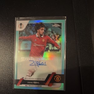 Topps Chrome Zidane Iqbal 2022-23 Manchester United Auto-Graphic Card CA-ZI for sale on Ebay