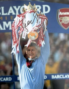 GENUINE ARSENE WENGER SIGNED 10x8 ARSENAL PHOTO, BID, COA (AD) for sale on Ebay