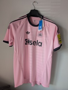 Newcastle united Pink Keeper Shirt Adidas Originals 25/26 Authentic Nufc XXL for sale on Ebay