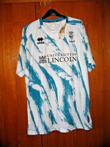 Lincoln City Football Shirt Errea white Blue away 2022 size XXL 46/48 Brand New for sale on Ebay