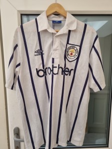 Original Authentic Umbro Manchester City 1993/1994 Third Shirt - size XL for sale on Ebay