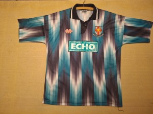 Lincoln City Away Shirt . Player used by PAUL SMITH in the 1993/94 for sale on Ebay