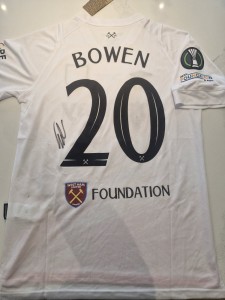 West Ham 2022/23 Confrence League Winning Away Shirt Signed By Jarrod Bowen!Read for sale on Ebay
