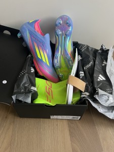  F50+ Laceless FG BOOTS Uk 9 for sale on Ebay