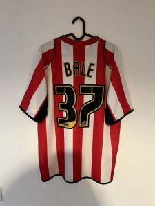 Southampton 2005/2006 Home Football Shirt, BALE 37, Medium for sale on Ebay