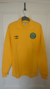 Celtic Umbro 1983 to 1984 Goalkeeper Shirt Original Medium for sale on Ebay