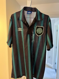 Vintage 1992 / 94 Celtic Away Original Football Shirt Umbro Large for sale on Ebay