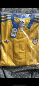 Leeds United Adidas Originals Terrace Icon t-shirt LUFC Brand New Size Large for sale on Ebay