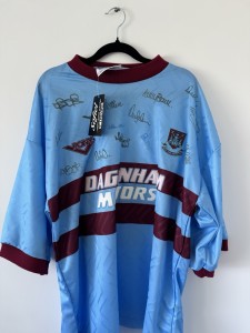 West Ham United 1993/1995 Squad Autographed Away Shirt ⚒ XL BNWT ⚒ RARE for sale on Ebay