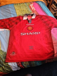 MANCHESTER UNITED MENS UK SIZE LARGE 1996-1998 VINTAGE UMBRO HOME SHIRT RARE for sale on Ebay