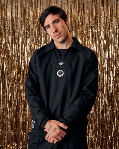 Newcastle United adidas 25/26 Terrace Icons Drill Top Large BNWT for sale on Ebay