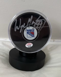 Wayne Gretzky NY Rangers Signed Puck PAAS COA Authenticity Guaranteed for sale on Ebay