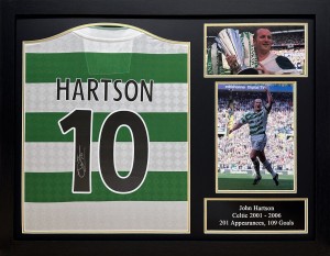 FRAMED JOHN HARTSON SIGNED GLASGOW CELTIC RETRO SHIRT COMES WITH PROOF & COA for sale on Ebay