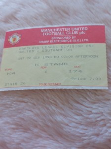 MANCHESTER UNITED v SOUTHAMPTON DIVISION ONE FOOTBALL TICKET 22ND SEPT 1990 for sale on Ebay