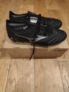 Mizuno Morelia Neo IV Beta Elite FG football boots for sale on Ebay