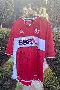 REDUCED BNWT SIGNED BORO SHIRT 2005/06 Season 1st team Middlesbrough Squad MFC for sale on Ebay