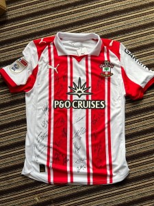 Squad Signed Southampton Home Shirt 2025 - 2026 for sale on Ebay