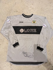 Burnley 02-03 Goalkeeper Shirt Beresford Match Worn Signed Steve Davis Etc XL for sale on Ebay