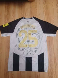 Squad Signed Newcastle United Home Shirt Carabao Cup Final 🖤🤍 for sale on Ebay
